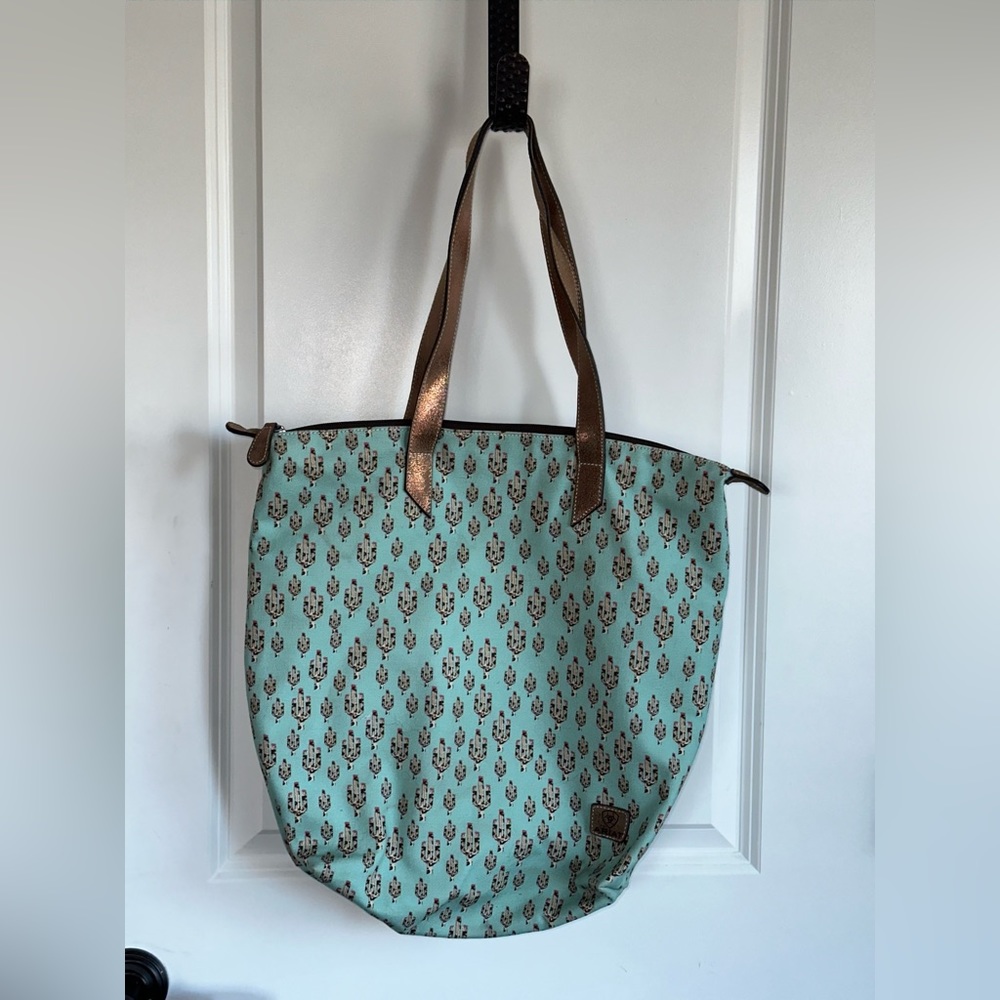 Ariat Tote bag
